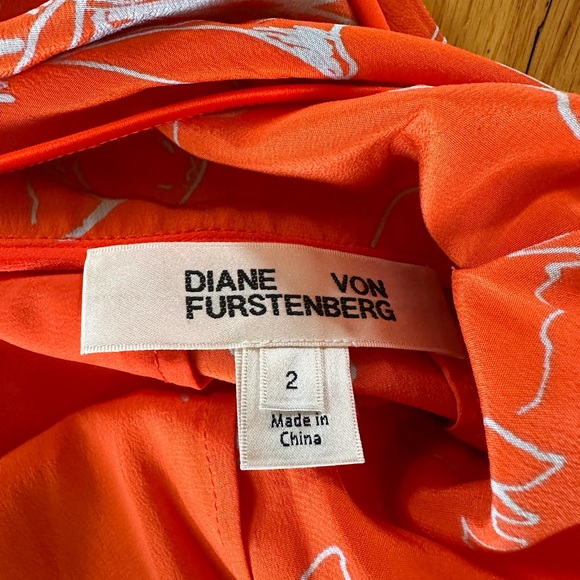 Diane von Furstenberg orange romper - Picture 3 of 3
